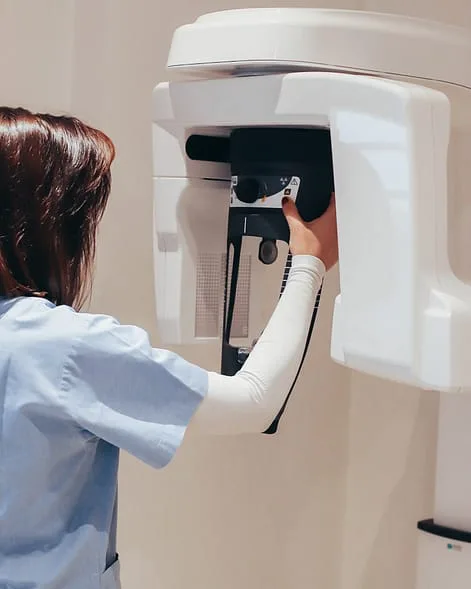3D CBCT imaging equipment at Ferrara Dental Practice for implant planning